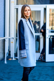 black pants, blue shirt, embroidered shirt, grey jacket, leather pants, sleeveless, street style, jonathan paciullo, FW, frenchystyle, fashion week, NYFW, NEW YORK, AUTUMN WINTER 2018-2019, AW 18-19, FALL WINTER 2018-2019, FW 18-19, vertical, atmosphere details, detail, olivia palermo