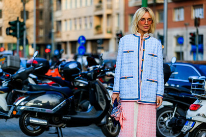 blazer, blue bag, blue jacket, checked, graphic bag, graphic dress, graphic jacket, leather bag, pink dress, pink scarf, plaid, printed bag, printed dress, printed jacket, tweed jacket, viktoria rader, fashion week, frenchystyle, FW, jonathan paciullo, street style, MFW, MILAN, AUTUMN WINTER 2019-2020, AW 19-20, FALL WINTER 2019-2020, FW 19-20, atmosphere details, detail, horizontal