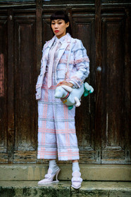 mademoiselle yulia, light pink jacket, light pink pants, light pink tie, checked jacket, checked pants, tweed jacket, tweed pants, white jacket, white pants, white shirt, white tie, striped shoes, striped tie, light pink shoes, white socks, animal shape bag, shoulder bag, striped bag, light green leather bag, light pink leather bag, high heels shoes, high heels slippers, thom browne bag, thom browne jacket, thom browne look, thom browne pants, thom browne shirt, thom browne tie, thom browne shoes, fashion week, frenchystyle, FW, jonathan paciullo, street style, PFW, PARIS, vertical, full length