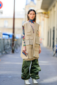 alexandra guerain, beige jacket, earrings, green pants, high heels, leather shoes, oversize, printed top, sleeveless, trousers, white shoes, fashion week, frenchystyle, FW, jonathan paciullo, street style, PFW, PARIS, AUTUMN WINTER 2019-2020, AW 19-20, FALL WINTER 2019-2020, FW 19-20, vertical, full length