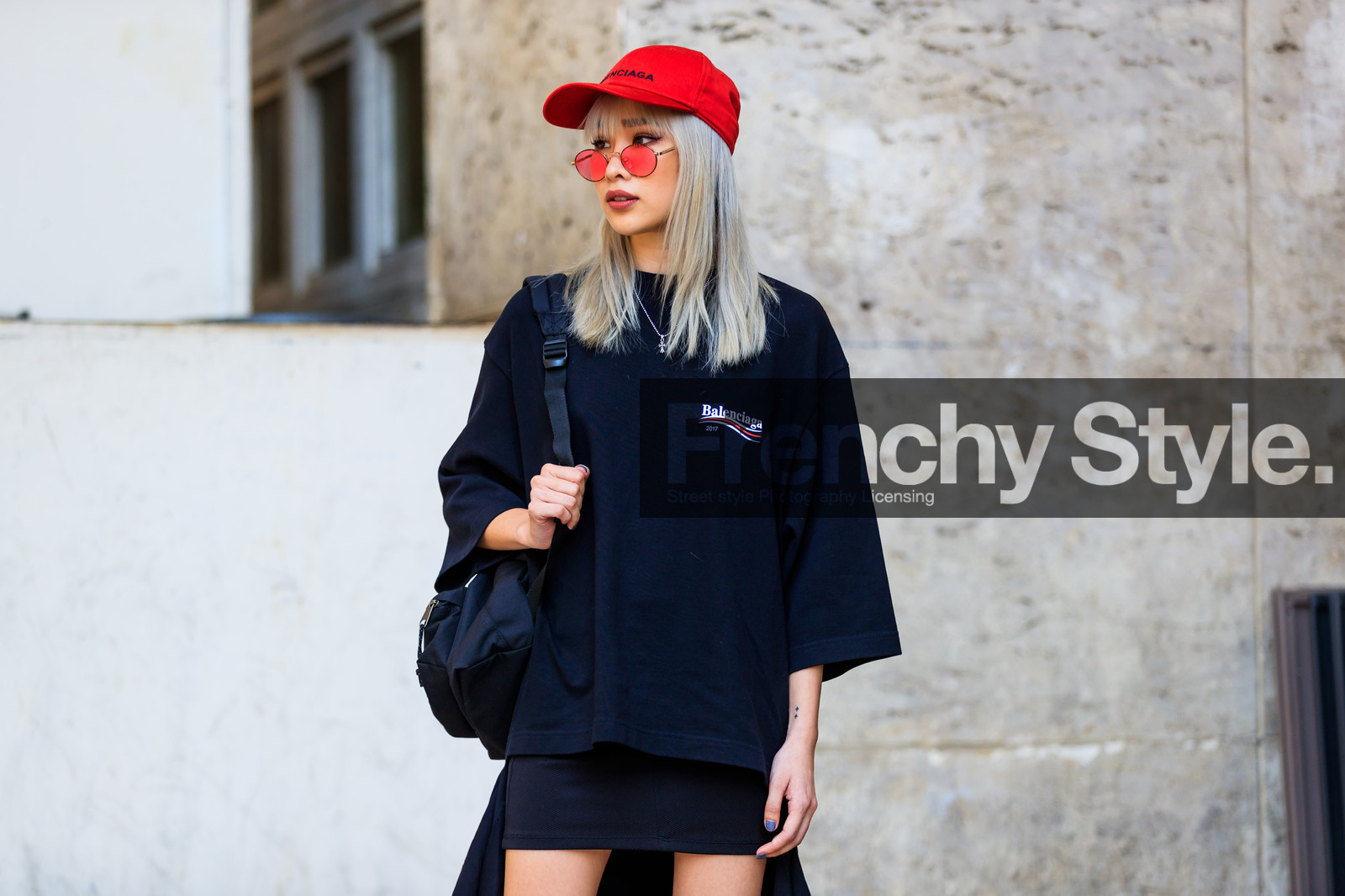atmosphere details, backpack, balenciaga, black bag, black skirt, black sweater, detail, fashion week, frenchystyle, FW, horizontal, jonathan paciullo, leather bag, MENSWEAR, PARIS, PFW, red cap, SPRING SUMMER 2018, SS 18, street style, sunglasses