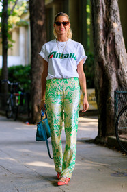 embroidered pants, glitter, graphic pants, green bag, green pants, leather bag, leather shoes, necklace, orange shoes, printed pants, printed t shirt, sequined pants, sunglasses, trousers, white t shirt, fashion week, frenchystyle, FW, jonathan paciullo, street style, PFW, PARIS, vertical, full length, AUTUMN WINTER 2018-2019, FALL WINTER 2018-2019, FW 18-19, helena bordon