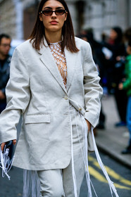 blazer, fringes, grey jacket, grey pants, grey suit, patricia contreras, patricia manfield, sunglasses, trousers, white top, street style, jonathan paciullo, FW, frenchystyle, fashion week, LFW, LONDON, AUTUMN WINTER 2019-2020, AW 19-20, FW 19-20, FALL WINTER 2019-2020, vertical, atmosphere details, detail