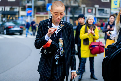 adwoa aboah, atmosphere details, AUTUMN WINTER 2017-2018, AW 17-18, black bag, black jacket, black shirt, blazer, detail, FALL WINTER 2017-2018, fanny pack, fashion week, fluffy bag, frenchystyle, FW, FW 17-18, horizontal, jonathan paciullo, leather bag, MFW, MILAN, model, prada, printed shirt, street style, striped jacket, sunglasses, trousers, white t shirt
