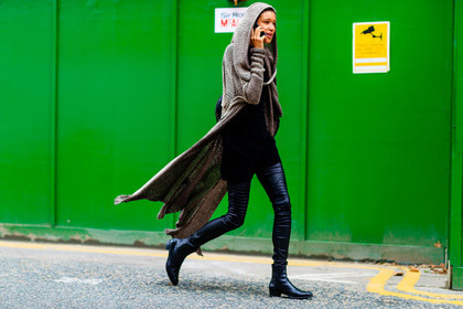 atmosphere details, beige cardigan, beige jacket, beige knit, black boots, black leggings, black pants, fashion week, frenchystyle, full length, FW, hood, horizontal, janiece dilone, jonathan paciullo, leather boots, leather shoes, LFW, LONDON, model, SPRING SUMMER 2017, SS 17, street style, trousers, woman