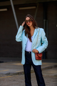 estelle pigault, gucci sunglasses, brown scale sunglasses, square shape glasses, retro shape glasses, hoop earrings, light blue jacket, leather jacket, white t-shirt, chloe bag, animal skin bag, brown leather bag, chain strap bag, golden chain strap bag, dark blue jeans, denim, flare jeans, fashion week, frenchystyle, FW, jonathan paciullo, street style, vertical, detail, atmosphere details