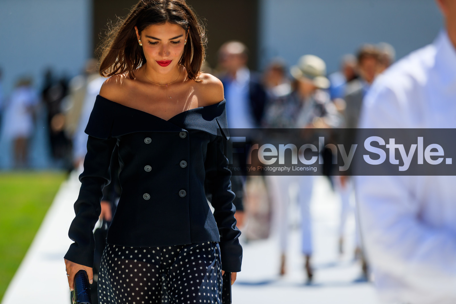 black jacket, black skirt, blazer, christian dior, earrings, graphic skirt, off the shoulder, polka dot, printed skirt, red lips, fashion week, frenchystyle, FW, jonathan paciullo, street style, PFW, PARIS, horizontal, atmosphere details, detail, AUTUMN WINTER 2018-2019, FALL WINTER 2018-2019, FW 18-19, patricia manfield