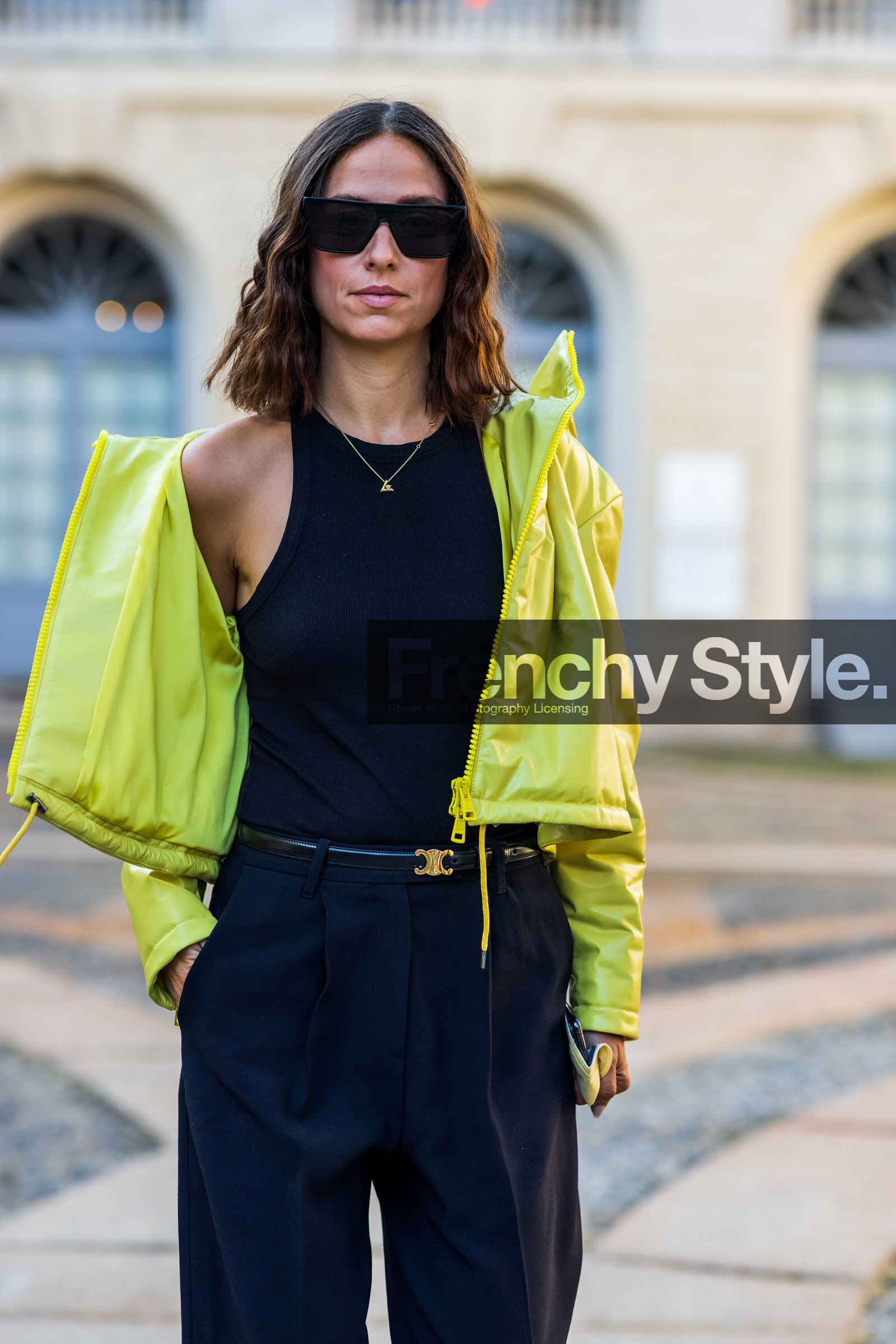 bicolor, black belt, black look, black pants, black sunglasses, black top, celine belt, color, Erika Boldrin, leather belt, leather jacket, sunglasses, yellow jacket, zip up jacket, fashion week, frenchystyle, FW, jonathan paciullo, street style, MFW, MILAN, SPRING SUMMER 2022, SS 22, vertical, atmosphere details, detail