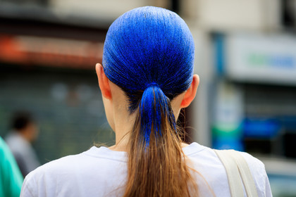 blue hair, dyed hair, ponytail, PFW, fashion week, frenchystyle, FW, jonathan paciullo, street style, PARIS, horizontal, atmosphere details, detail, model, AUTUMN WINTER 2018-2019, FALL WINTER 2018-2019, FW 18-19