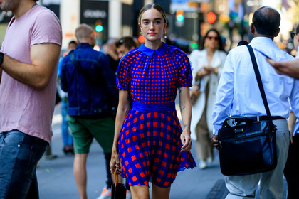 black bag, blue, blue dress, checked, graphic dress, hannah baxter, leather bag, leather shoes, plaid, printed dress, red, fashion week, frenchystyle, FW, jonathan paciullo, street style, NEW YORK, NYFW, SPRING SUMMER 2020, SS 20, horizontal, atmosphere details, detail