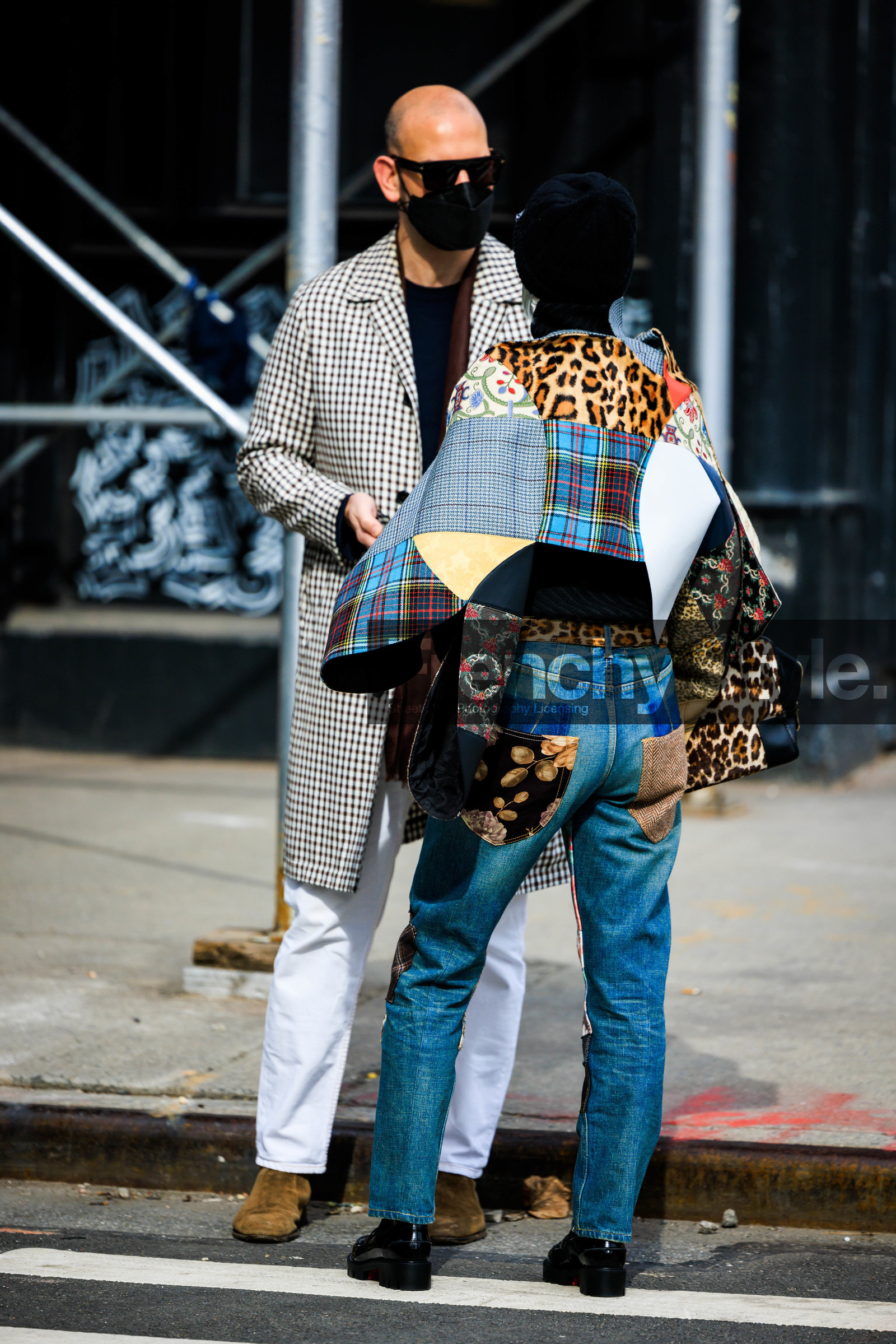 details, multiprinted denim pants, chunky black boots, multi printed patch work poncho, dark sunglasses, white and black plaid coat, camel suede boots, fashion week, frenchystyle, FW, jonathan paciullo, street style, NYFW, NEW YORK, AUTUMN WINTER 2022-2023, FALL WINTER 2022_2023, FW 22-23, vertical, atmosphere details