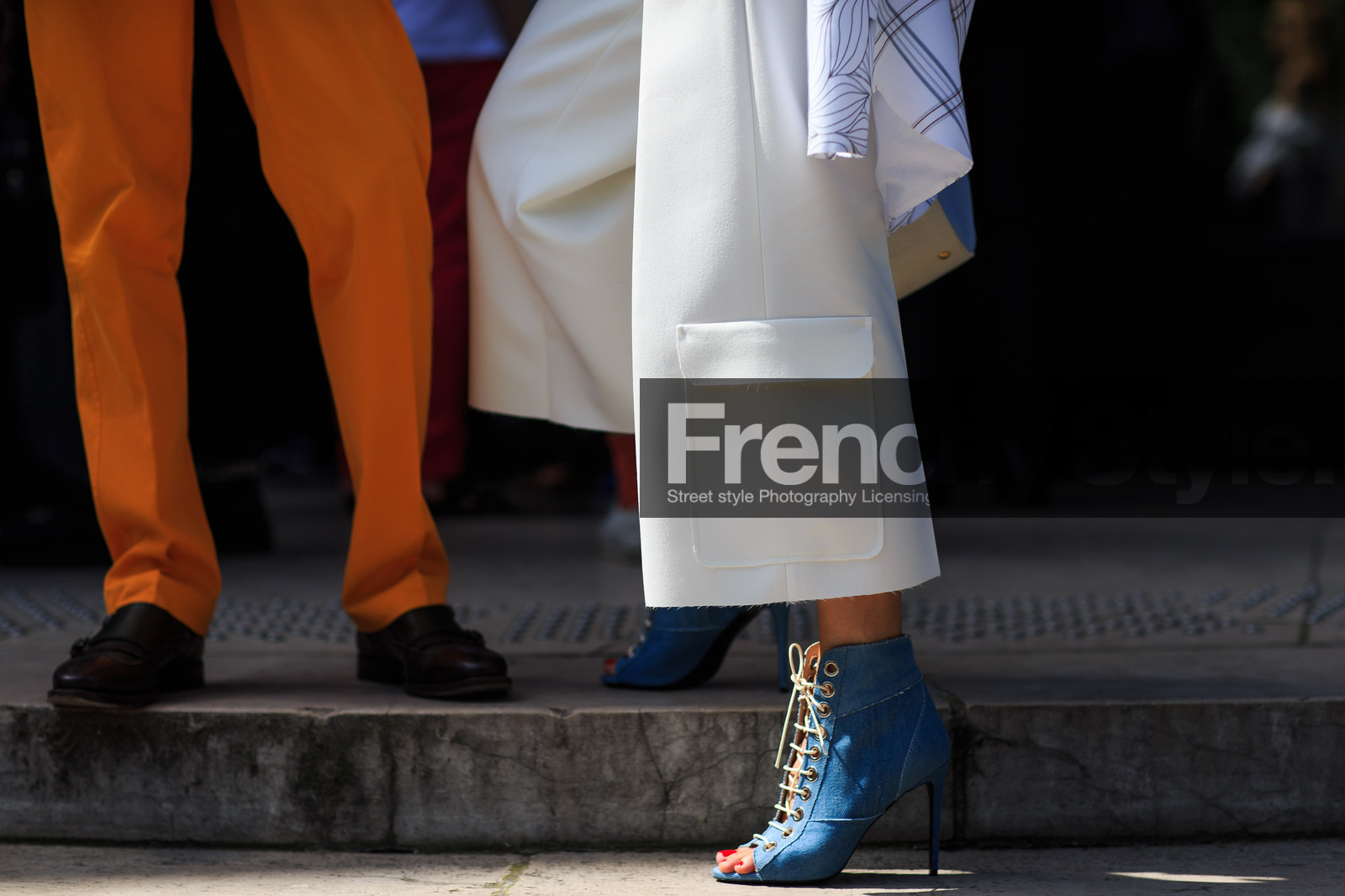 atmosphere details, blue denim, detail, fashion week, frenchystyle, FW, high heels, horizontal, jonathan paciullo, lace up shoes, MENSWEAR, open toe, orange pants, PARIS, PFW, SPRING SUMMER 2017, SS 17, street style, trousers, white pants, wide pants