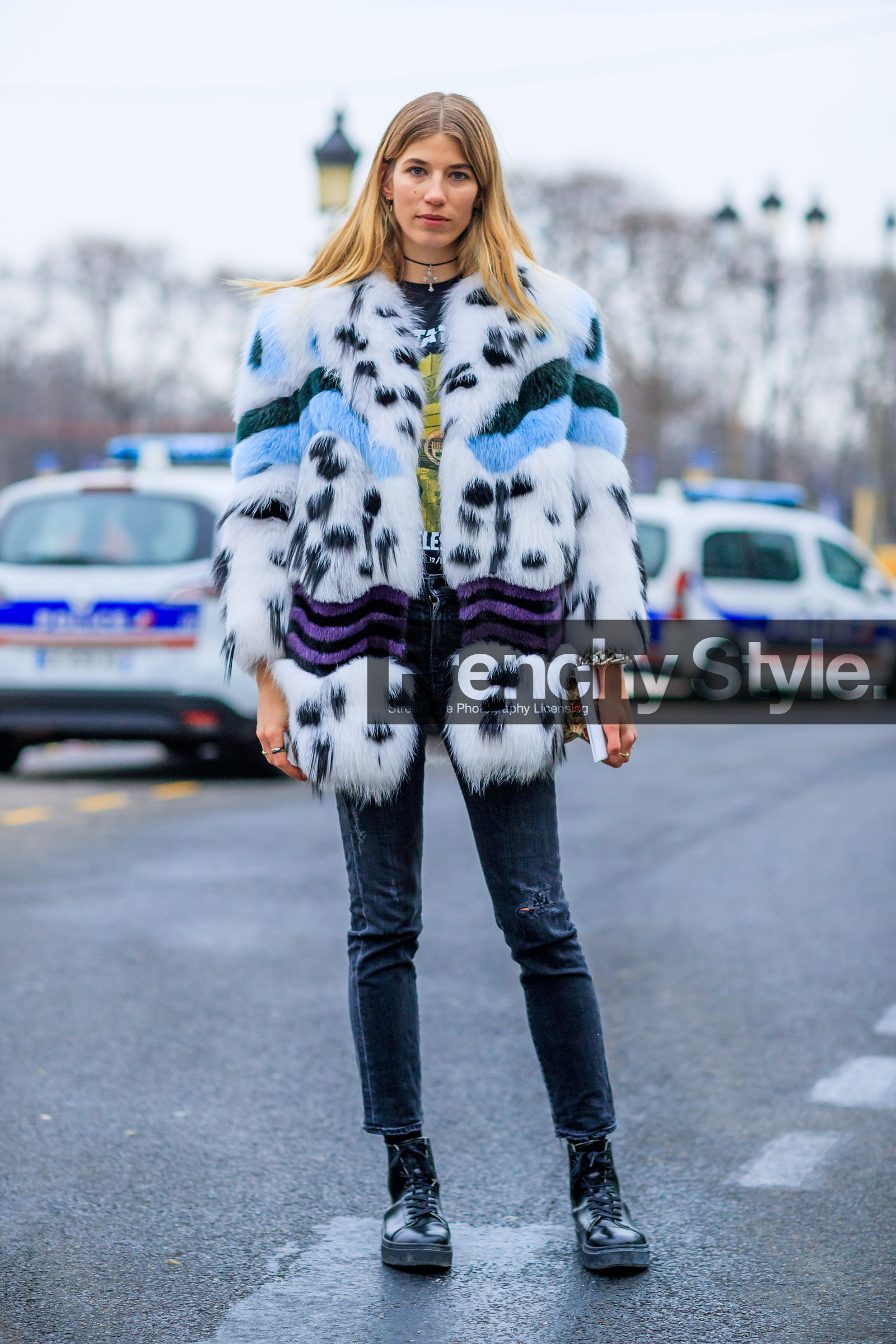 black boots, black denim, black shoes, denim pants, fur jacket, jeans, leather shoes, printed jacket, printed t shirt, trousers, white fur, white jacket, fashion week, frenchystyle, FW, jonathan paciullo, street style, PFW, PARIS, SPRING SUMMER 2017, SS 17, HAUTE COUTURE, vertical, full length, veronika heilbrunner