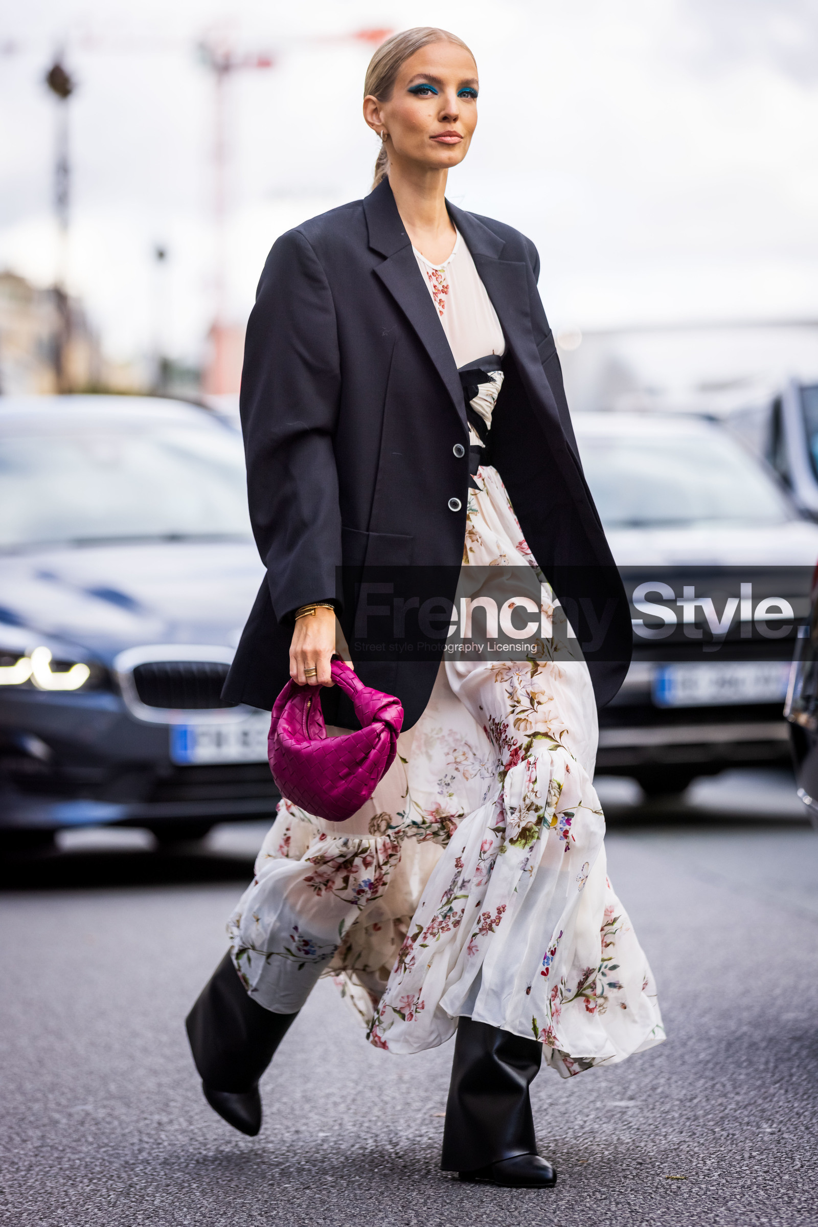 bag, black blazer, black boots, blazer, boots, bottega veneta bag, dress, floral, floral print, flower, givenchy boots, leather boots, Leonie Hanne, pink bag, printed dress, transparent dress, white dress, fashion week, frenchystyle, FW, jonathan paciullo, street style, PFW, PARIS, SPRING SUMMER 2022, SS 22, vertical, full length