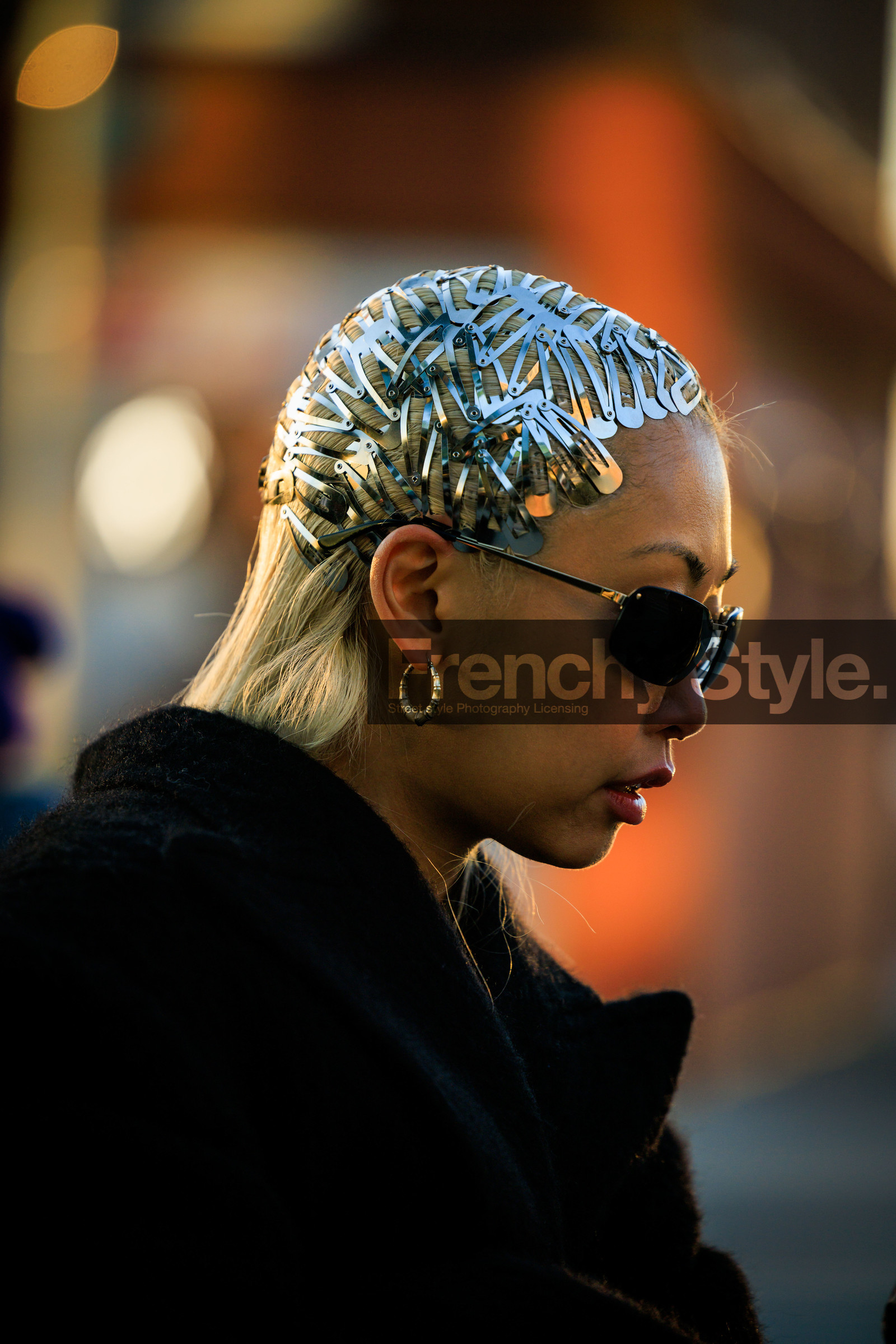 multiple hair pins, hairstyle, silver hair pins, details, close up, black sunglasses, creole earrings, vanessa hong, street style, jonathan paciullo, FW, frenchystyle, fashion week, NYFW, NEW YORK, AUTUMN WINTER 2022-2023, FALL WINTER 2022_2023, FW 22-23, vertical, atmosphere details