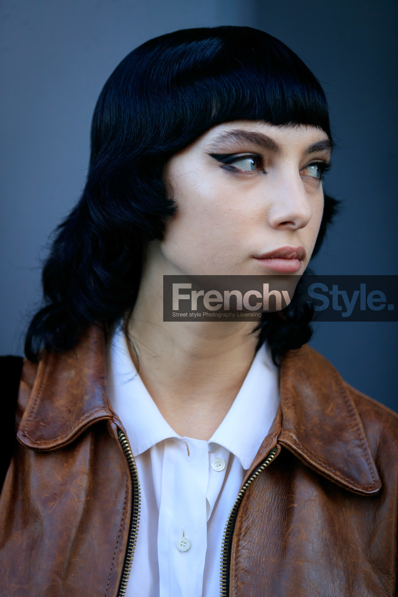 make up, make up details, close up detail, black eyeliner, hair details, devon ross, street style, jonathan paciullo, FW, frenchystyle, fashion week, MFW, MILAN, SPRING SUMMER 2021, SS 21, vertical, detail, portrait, model