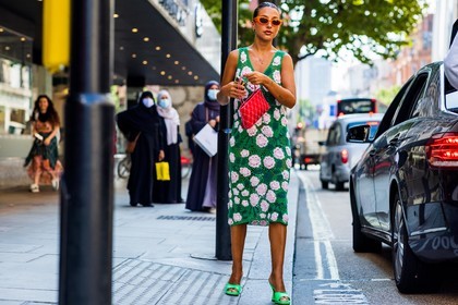 sunglasses, flower dress, flowered dress, green, red, orange, heeled sandals, print, fashion week, frenchystyle, FW, jonathan paciullo, street style, SPRING SUMMER 2022, SS 22, LFW, LONDON, horizontal, full length, atmosphere details