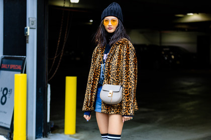 animal print, atmosphere details, AUTUMN WINTER 2017-2018, AW 17-18, black beanie, black socks, black t shirt, blue denim, brown jacket, chloe, denim shorts, detail, FALL WINTER 2017-2018, fashion week, frenchystyle, fur jacket, FW, FW 17-18, grey bag, high socks, horizontal, jonathan paciullo, leather bag, leopard, leopard print, model, NEW YORK, NYFW, printed jacket, street style, sunglasses