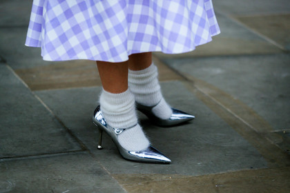 checked, gingham, graphic dress, graphic skirt, high heels, leaf greener, leather shoes, plaid, printed dress, printed skirt, purple skirt, shiny shoes, silver shoes, white socks, street style, jonathan paciullo, FW, frenchystyle, fashion week, LFW, LONDON, AUTUMN WINTER 2019-2020, AW 19-20, FW 19-20, FALL WINTER 2019-2020, horizontal, atmosphere details, detail