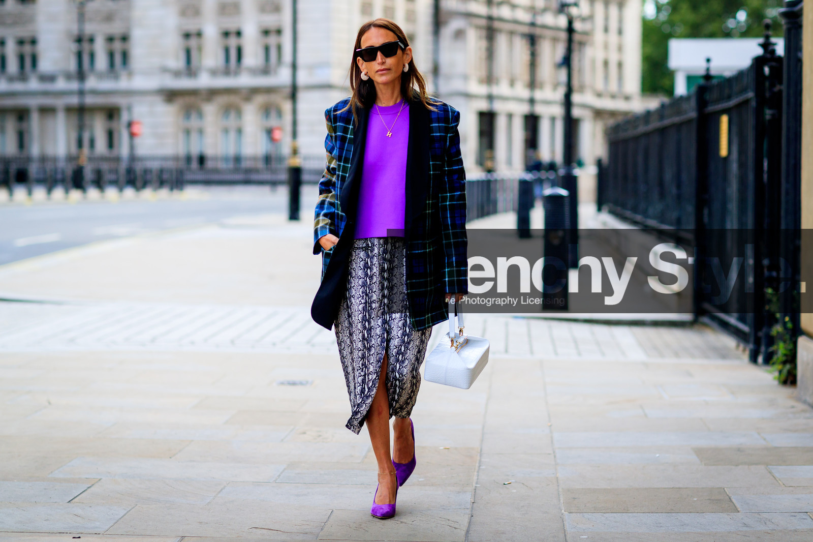 blazer, blue jacket, checked, chloe loulou de saison, graphic jacket, graphic skirt, grey skirt, high heels, leather bag, leather shoes, plaid, printed jacket, printed skirt, purple shoes, purple sweater, rejina pyo, sunglasses, tartan, white bag, fashion week, frenchystyle, FW, jonathan paciullo, street style, LFW, LONDON, SPRING SUMMER 2019, SS 19, atmosphere details, horizontal, full length