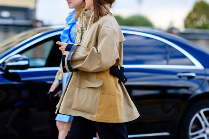 atmosphere details, beige coat, detail, fashion week, frenchystyle, FW, horizontal, jonathan paciullo, MFW, MILAN, SPRING SUMMER 2017, SS 17, street style, trench coat, trousers