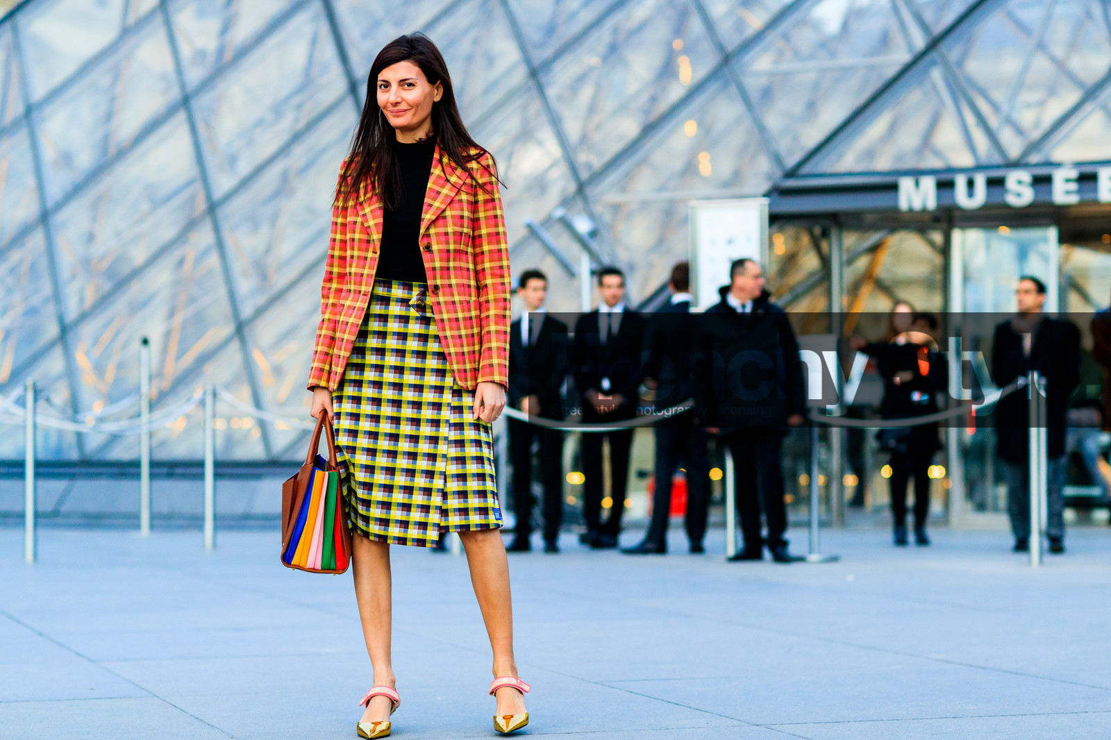 atmosphere details, AUTUMN WINTER 2017-2018, AW 17-18, blazer, checked jacket, checked skirt, FALL WINTER 2017-2018, fashion week, frenchystyle, full length, FW, FW 17-18, gingham, giovanna battaglia, graphic jacket, graphic skirt, high heels, horizontal, jonathan paciullo, leather bag, leather shoes, multicolor bag, PARIS, PFW, plaid, printed jacket, printed skirt, red jacket, street style, tartan, yellow skirt