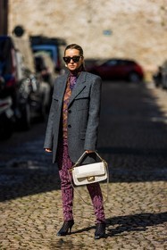 bag, black heels, black sunglasses, blazer, cardigan, dots socks, grey blazer, heels, Julia Comil, jumpsuit, leather bag, orange cardigan, pink jumpsuit, prada look, print, printed cardigan, printed jumpsuit, printed socks, sunglasses, whire bag, street style, jonathan paciullo, FW, frenchystyle, fashion week, PFW, PARIS, SPRING SUMMER 2022, SS 22, vertical, full length
