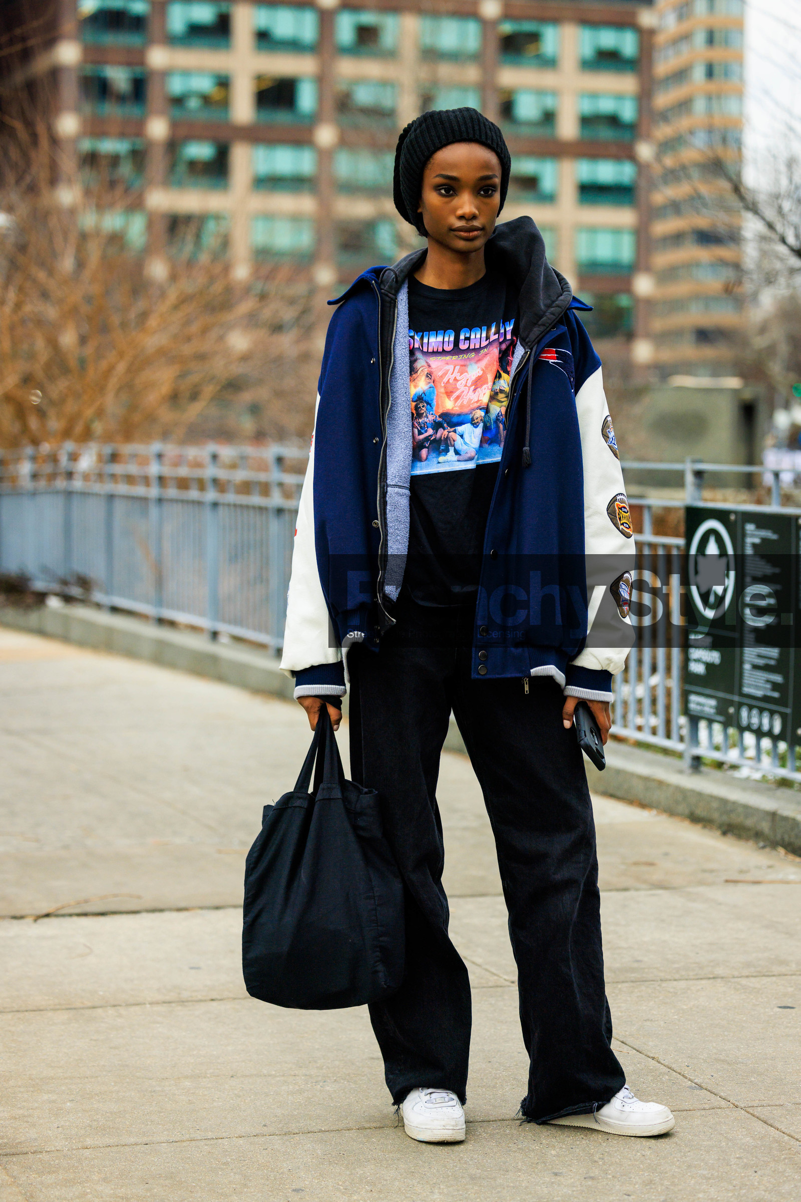 black beanie, baseball jacket, patch jacket, blue jacket, skater look, 90s look, black tshirt, print tshirt, black pants, white sneakers, street style, jonathan paciullo, FW, frenchystyle, fashion week, NYFW, NEW YORK, AUTUMN WINTER 2022-2023, FALL WINTER 2022_2023, FW 22-23, vertical, full length, model