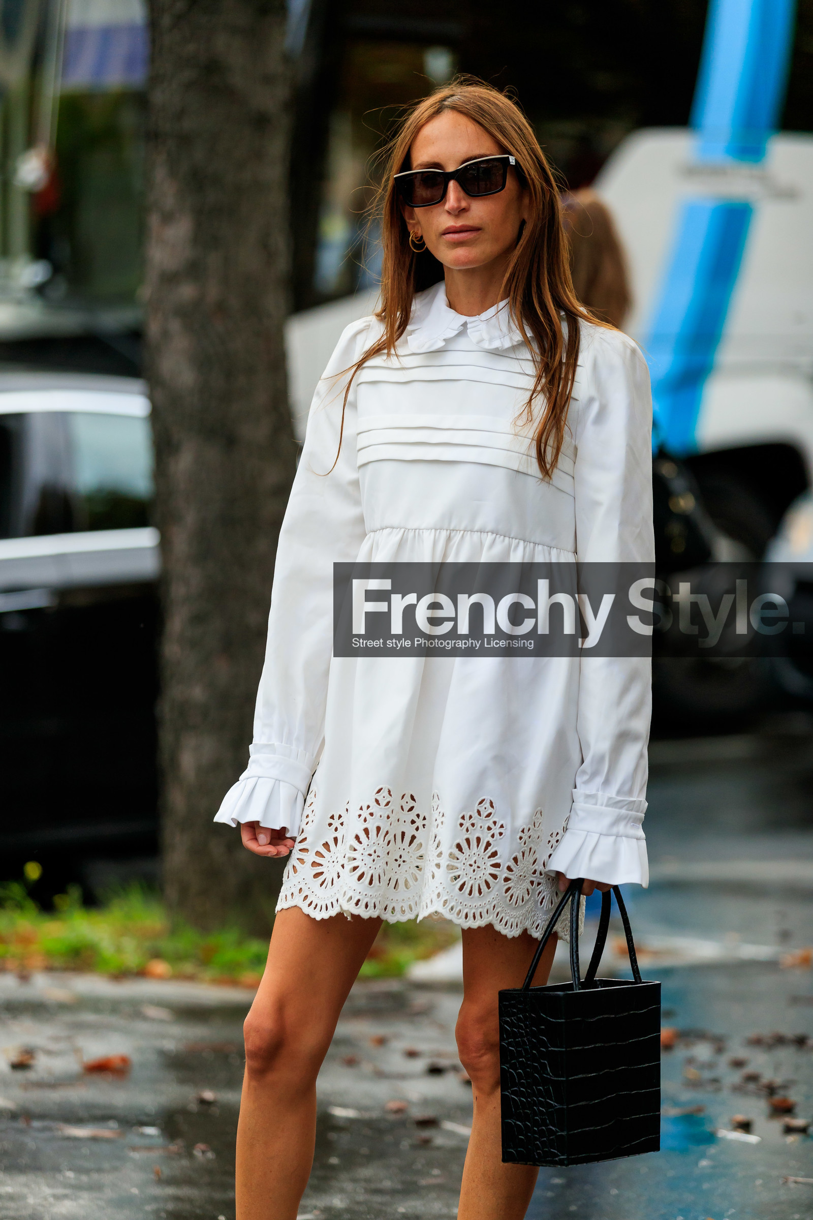 chloe loulou de saison, miu miu dress, white dress, lace dress, mini dress, pleated dress, ruffle dress, long sleeves dress, chanel sunglasses, black leather bag, animal skin bag, hand bag, PARIS, PFW, SPRING SUMMER 2020, SS 20, fashion week, frenchystyle, FW, jonathan paciullo, street style, vertical, atmosphere details, detail
