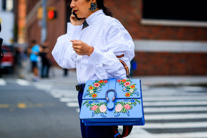 atmosphere details, blue bag, detail, earrings, embroidered bag, fashion week, frenchystyle, FW, gucci, horizontal, jonathan paciullo, leather bag, multicolor bag, NEW YORK, NYFW, printed bag, sequined bag, SPRING SUMMER 2018, SS 18, street style, trousers, white shirt