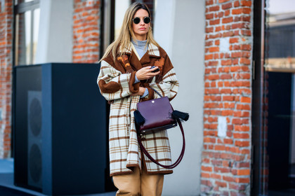 beige pants, bordeaux, brown coat, burgundy, checked, graphic jacket, leather bag, leather pants, plaid, printed jacket, red bag, sunglasses, trousers, fashion week, frenchystyle, FW, jonathan paciullo, street style, MFW, MILAN, AUTUMN WINTER 2018-2019, FALL WINTER 2018-2019, FW 18-19, horizontal, atmosphere details, Clara Racz