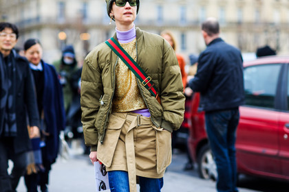 atmosphere details, AUTUMN WINTER 2016-2017, AW 16-17, beige skirt, blue denim, brooch, denim pants, detail, down jacket, earrings, FALL WINTER 2016-2017, fashion week, frenchystyle, FW, FW 16-17, glitter, gold, golden top, green jacket, gucci, horizontal, jeans, jonathan paciullo, kaki jacket, PARIS, PFW, street style, sunglasses, trousers