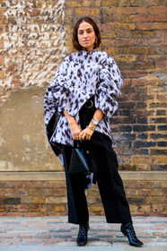 black and white, black bag, black pants, black shoes, erika boldrin, graphic jacket, high heels, leather bag, leather shoes, printed jacket, trousers, white jacket, fashion week, frenchystyle, FW, jonathan paciullo, street style, LFW, LONDON, SPRING SUMMER 2019, SS 19, vertical, full length