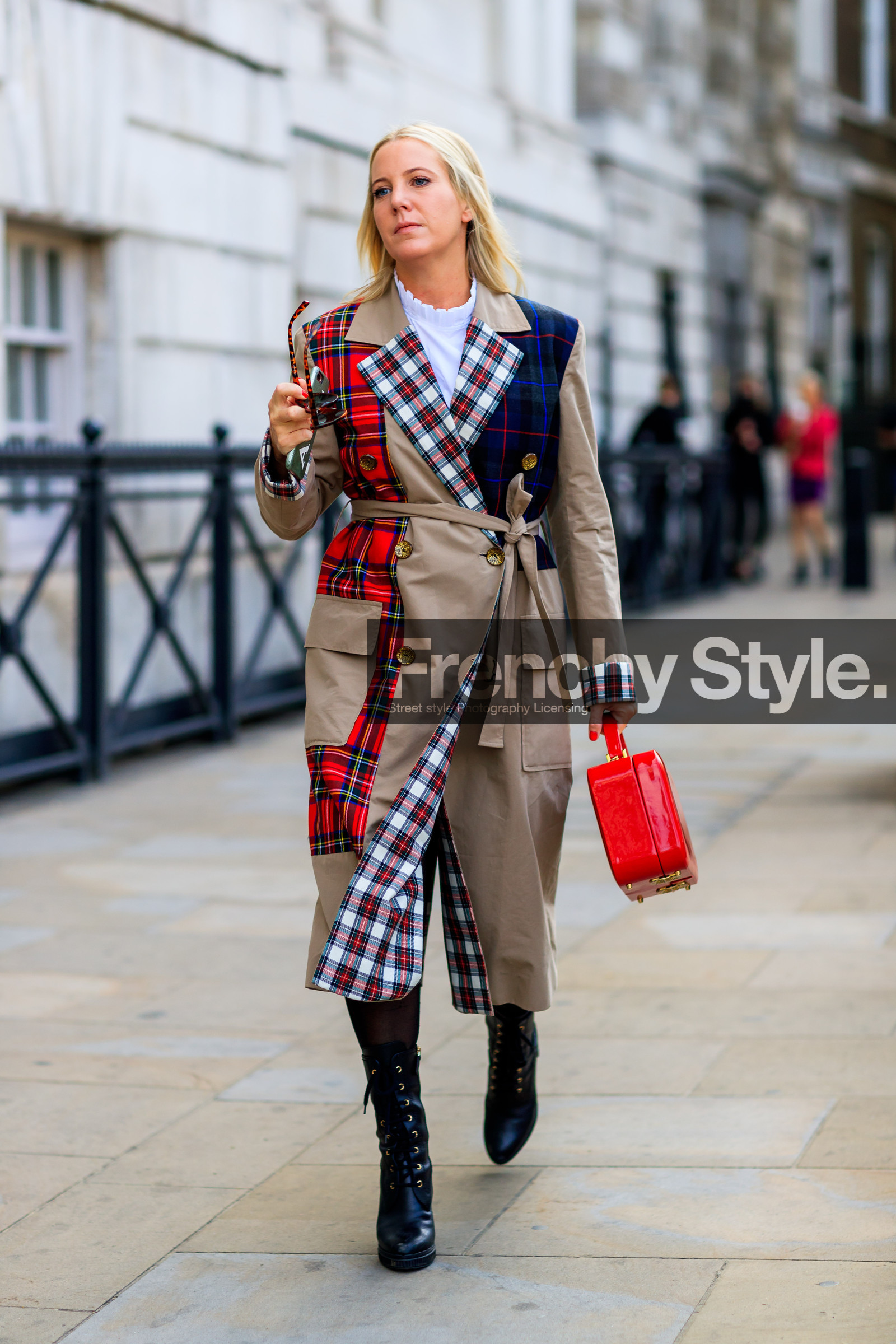 black shoes, checked, graphic jacket, high heels, leather bag, leather shoes, plaid, printed jacket, red bag, tartan, trench coat, fashion week, frenchystyle, FW, jonathan paciullo, street style, LFW, LONDON, SPRING SUMMER 2019, SS 19, vertical, full length
