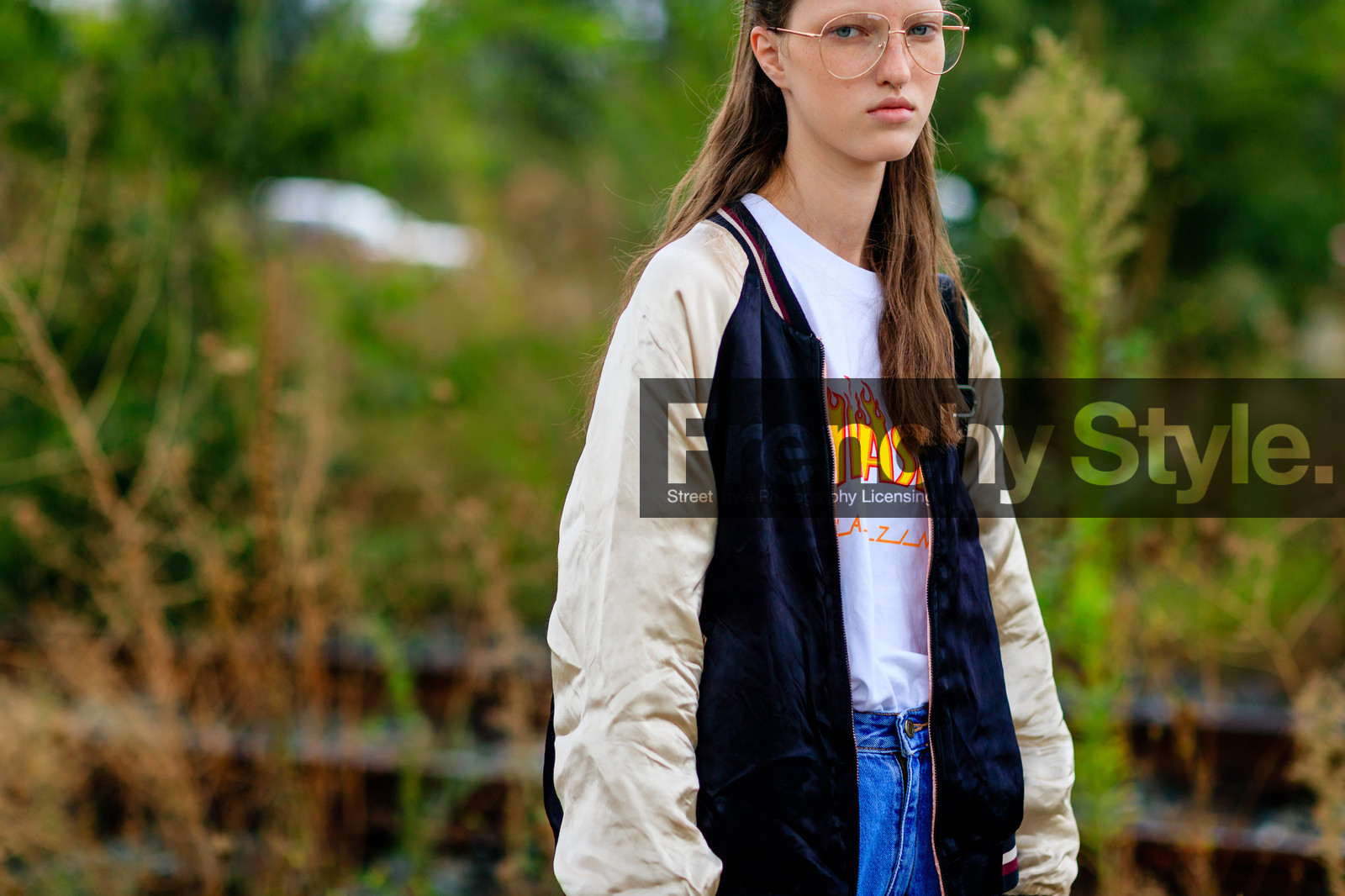 atmosphere details, black jacket, blue denim, bomber jacket, denim pants, detail, fashion week, frenchystyle, FW, horizontal, jeans, jonathan paciullo, laser cut, leather bag, liza ostanina, MFW, MILAN, model, printed t shirt, SPRING SUMMER 2017, SS 17, street style, trousers, white t shirt