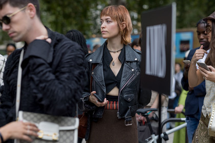 Bags, cropped top, jacket, leather, black, fashion week, frenchystyle, FW, jonathan paciullo, street style, SPRING SUMMER 2022, SS 22, LFW, LONDON, horizontal, atmosphere details, detail
