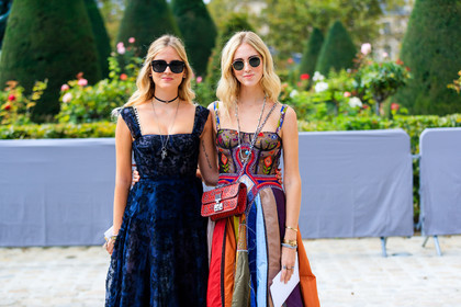 atmosphere details, black dress, chiara ferragni, choker, christian dior, detail, drawings, embroidered dress, embroideries, fashion week, floral, flowers, frenchystyle, FW, graphic bag, graphic dress, graphic skirt, horizontal, jonathan paciullo, leather bag, long hair, multicolor dress, necklace, PARIS, PFW, printed bag, printed dress, printed skirt, red bag, see through, SPRING SUMMER 2018, SS 18, street style, studs, sunglasses, valentina ferragni