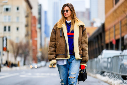 atmosphere details, AUTUMN WINTER 2017-2018, AW 17-18, beige fur, black bag, blue denim, blue sweater, brown jacket, Clara Racz, denim pants, detail, FALL WINTER 2017-2018, fashion week, frenchystyle, FW, FW 17-18, horizontal, jeans, jonathan paciullo, leather bag, leather jacket, NEW YORK, NYFW, printed sweater, ripped pants, shearling, street style, sunglasses, trousers