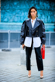 alexandra guerain, pleated jacket, white shirt, red leather bag, hand bag, victoria tomas bag, sheer pumps, golden ring, golden hearcuff, golden earrings, diamond earrings, valentino ring, black jacket, black leather pants, black leather jacket, carrot pants, fashion week, frenchystyle, FW, jonathan paciullo, street style, PFW, PARIS, SPRING SUMMER 2021, SS 21, vertical, full length