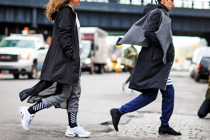 atmosphere details, AUTUMN WINTER 2016-2017, AW 16-17, black coat, black leggings, blue pants, detail, FALL WINTER 2016-2017, fashion week, frenchystyle, FW, FW 16-17, graphic leggings, grey pants, grey vest, group of people, horizontal, jonathan paciullo, leather sneakers, NEW YORK, nike, NYFW, street style, striped leggings, sweatpants, white sneakers, woman