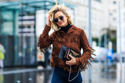 adenorah, atmosphere details, AUTUMN WINTER 2016-2017, AW 16-17, blue, blue denim, bronze, brown, brown bag, brown jacket, denim pants, detail, FALL WINTER 2016-2017, fashion week, frenchystyle, fringes, FW, FW 16-17, horizontal, jeans, jonathan paciullo, leather jacket, PARIS, PFW, pierre hardy, street style, suede jacket, sunglasses, trousers