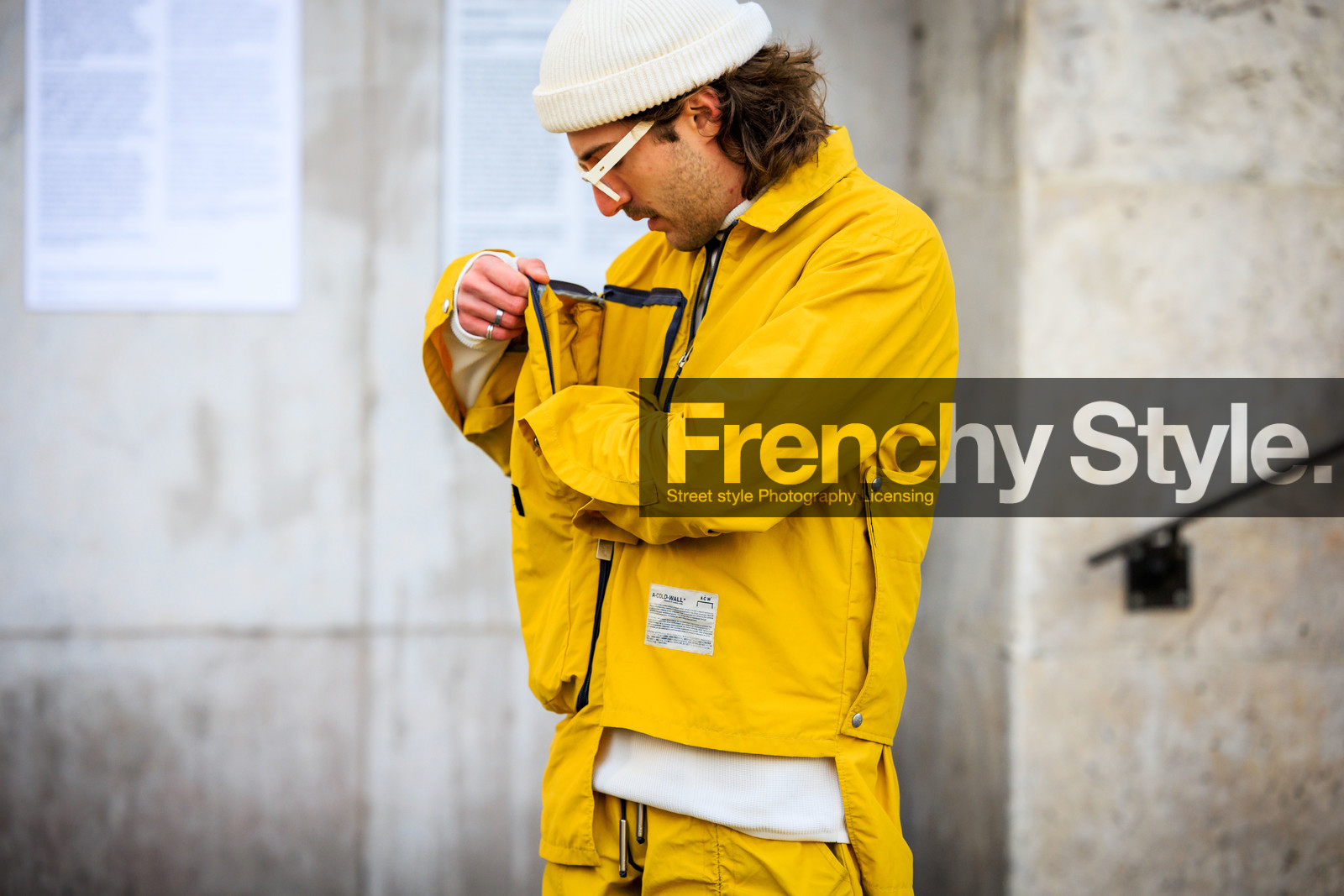 menswear, fashion week, frenchystyle, FW, jonathan paciullo, street style, PFW, PARIS, AUTUMN WINTER 2022-2023, FALL WINTER 2022-2023, FW 22-23, atmosphere details, detail, horizontal