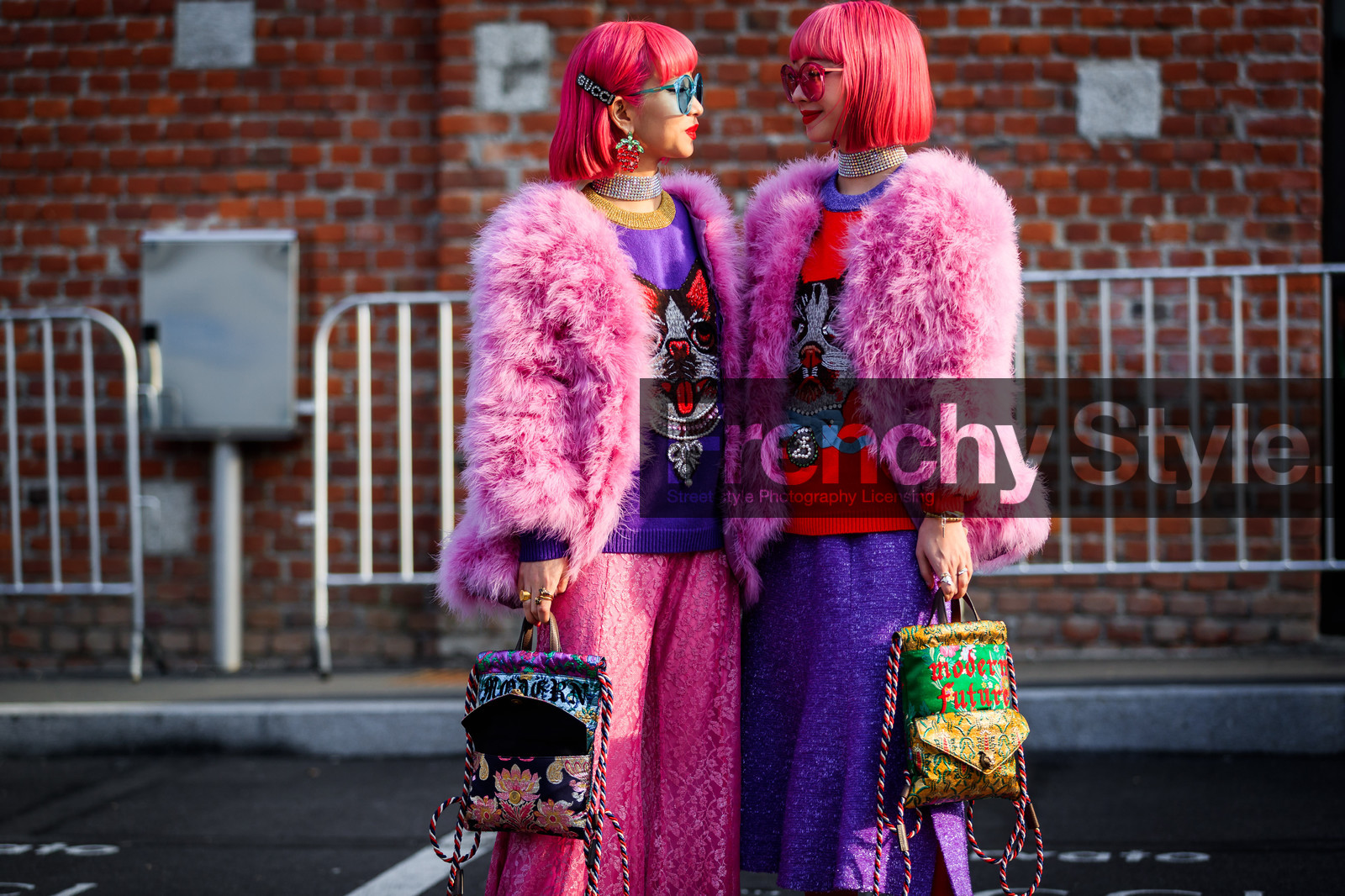 animal print, chinese print, choker, dyed hair, fur jacket, fuschia, glitter, graphic bag, gucci, japanese print, leather bag, multicolor bag, necklace, pink fur, pink hair, pink jacket, pink pants, printed bag, purple skirt, purple sweater, red lips, red sweater, rings, sequined pants, sequined skirt, shiny pants, shiny skirt, sunglasses, tights, fashion week, frenchystyle, FW, jonathan paciullo, street style, MFW, MILAN, AUTUMN WINTER 2018-2019, FALL WINTER 2018-2019, FW 18-19, horizontal, atmosphere details