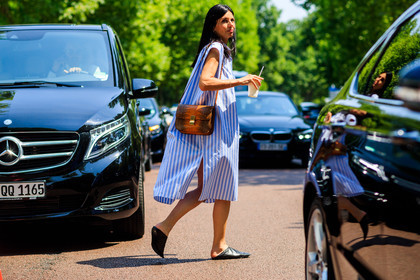 atmosphere details, black mules, blue dress, blue shirt, brown bag, fashion week, frenchystyle, full length, FW, graphic dress, horizontal, jonathan paciullo, leather bag, leather shoes, MENSWEAR, PARIS, PFW, printed bag, printed dress, SPRING SUMMER 2018, SS 18, street style, striped dress