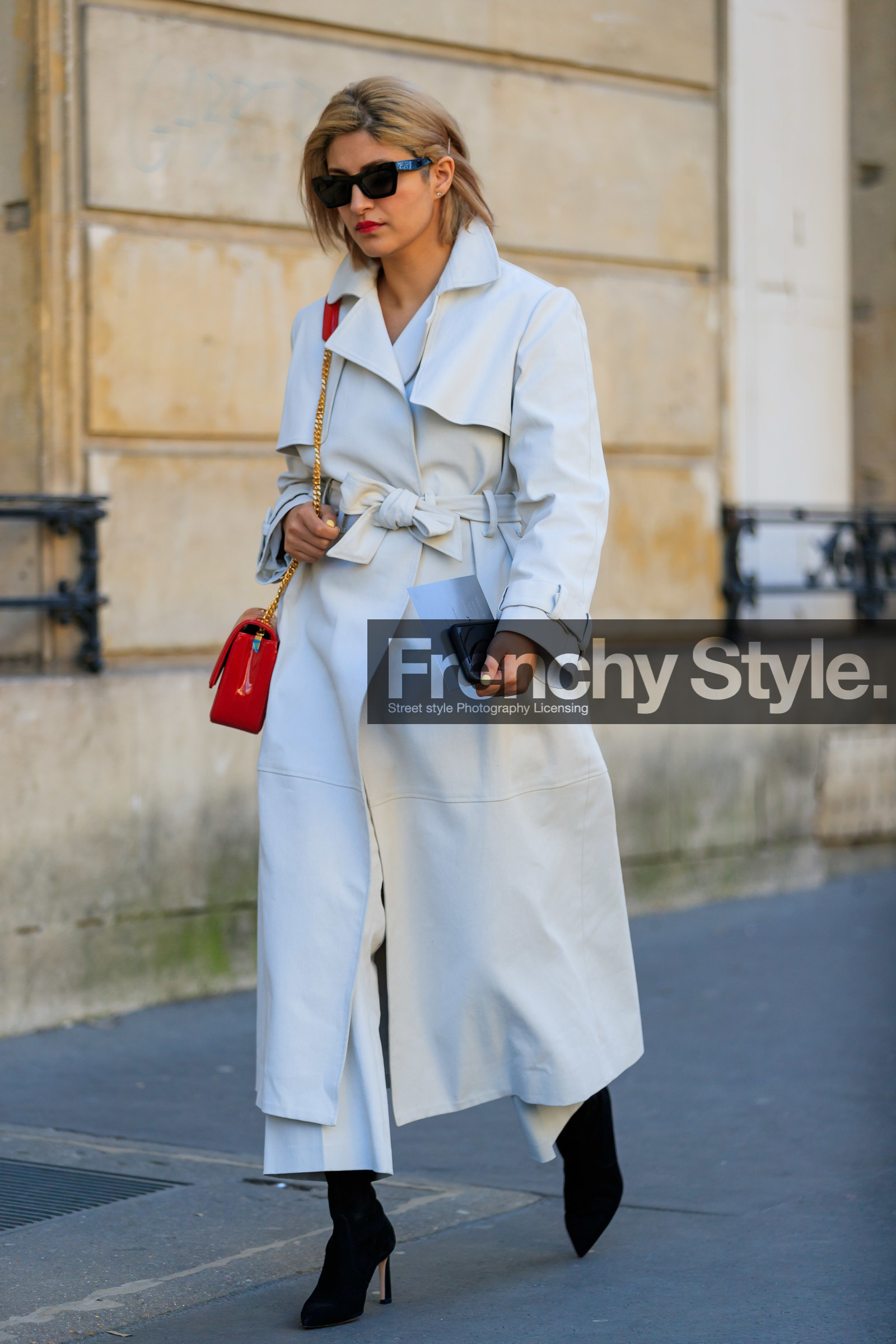 black shoes, high heels, leather bag, leather shoes, Preetma Singh, red bag, sunglasses, white shoes, PARIS, PFW, street style, jonathan paciullo, FW, frenchystyle, fashion week, AUTUMN WINTER 2019-2020, AW 19-20, FALL WINTER 2019-2020, FW 19-20, vertical, full length