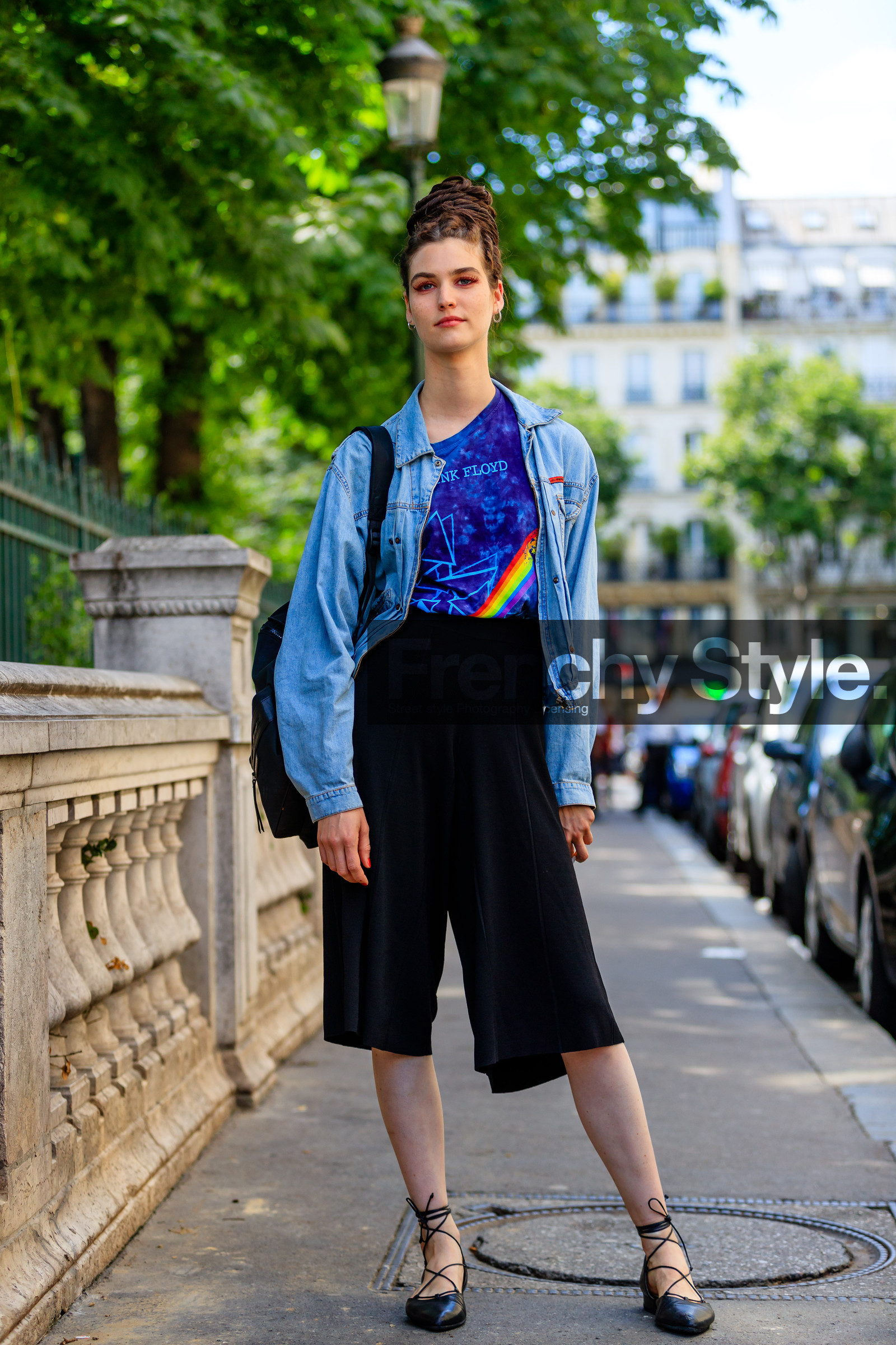 AUTUMN WINTER 2016-2017, AW 16-17, backpack, black bag, black pants, black shoes, blue denim, blue t shirt, braids, bun, capri pants, denim jacket, eyeshadow, FALL WINTER 2016-2017, fashion week, frenchystyle, full length, FW, FW 16-17, HAUTE COUTURE, jonathan paciullo, lace up shoes, leather shoes, manon leloup, MENSWEAR, model, PARIS, PFW, printed t shirt, rainbow, street style, trousers, vertical, wide pants