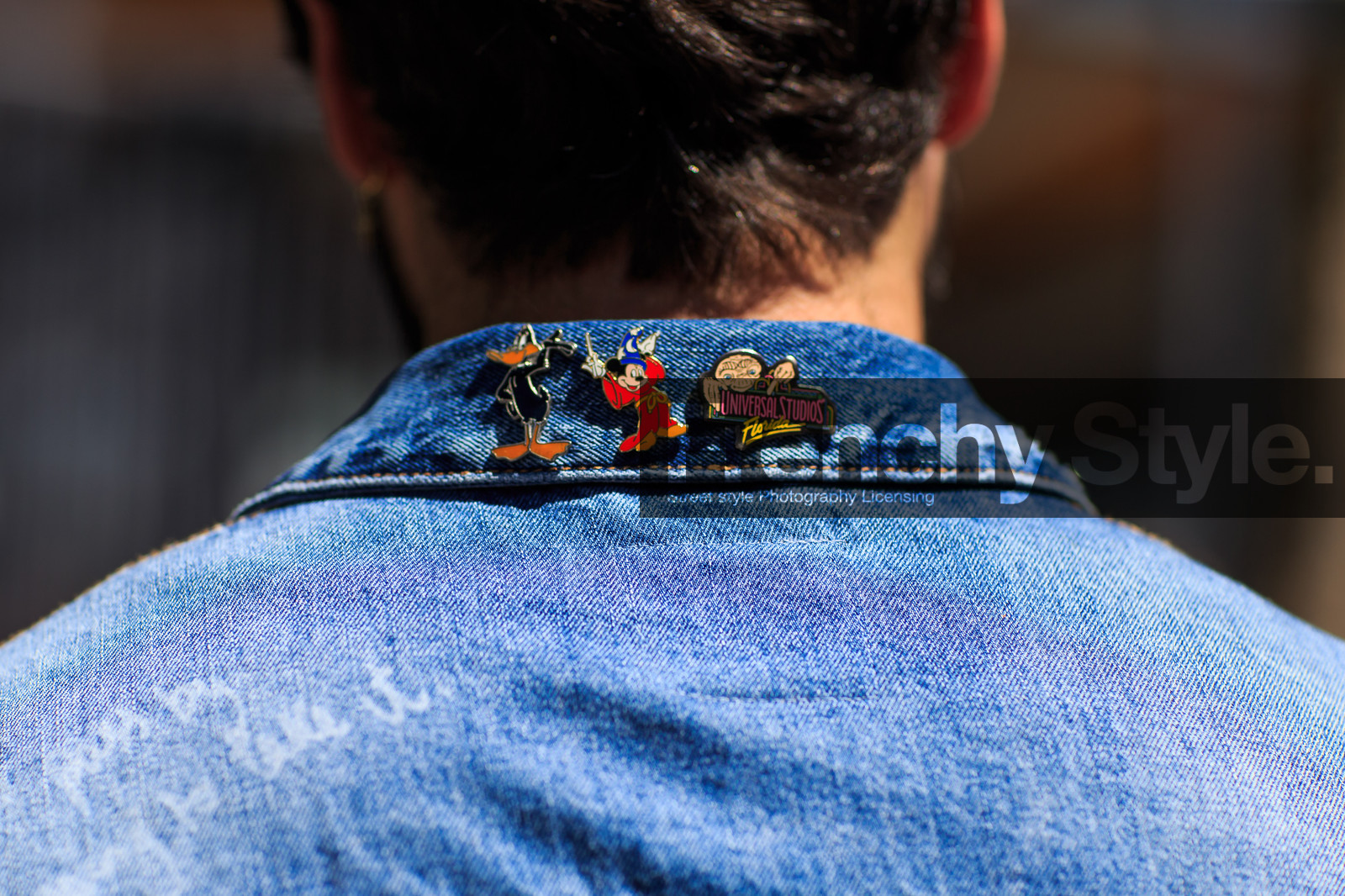atmosphere details, back detail, blue denim, cartoon, denim jacket, denim shirt, detail, fashion week, frenchystyle, FW, horizontal, jonathan paciullo, MENSWEAR, PARIS, PFW, pins, SPRING SUMMER 2017, SS 17, street style