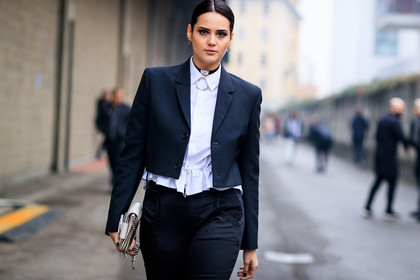 atmosphere details, AUTUMN WINTER 2017-2018, AW 17-18, black jacket, black pants, black suit, blazer, choker, detail, earrings, FALL WINTER 2017-2018, fashion week, frenchystyle, FW, FW 17-18, horizontal, jonathan paciullo, leather bag, MFW, MILAN, necklace, street style, trousers, white shirt