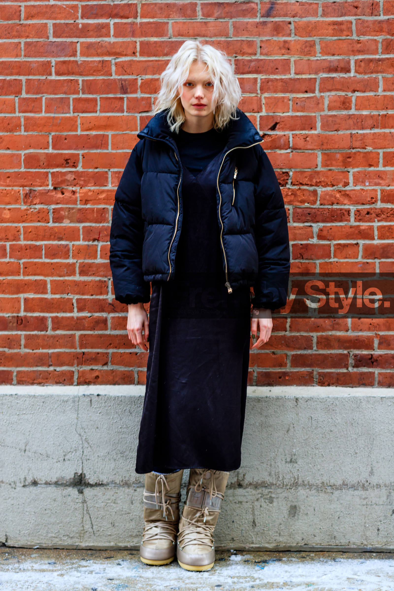 AUTUMN WINTER 2017-2018, AW 17-18, black dress, black jacket, down jacket, FALL WINTER 2017-2018, fashion week, frenchystyle, full length, FW, FW 17-18, jonathan paciullo, model, moonboots, NEW YORK, NYFW, street style, vertical