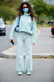light green pants, light green pullover, light green jeans, flare jeans, flare pants, turtleneck pullover, ami pullover, covid face mask, street style, jonathan paciullo, FW, frenchystyle, fashion week, PFW, PARIS, SPRING SUMMER 2021, SS 21, vertical, full length